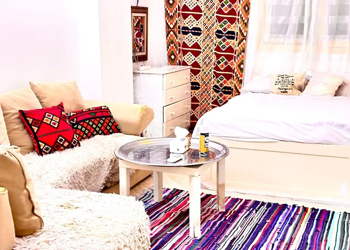 Boho - Airport Egypt Apartment *